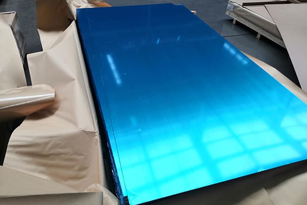 1060-aluminum-sheet-with-bluefilm